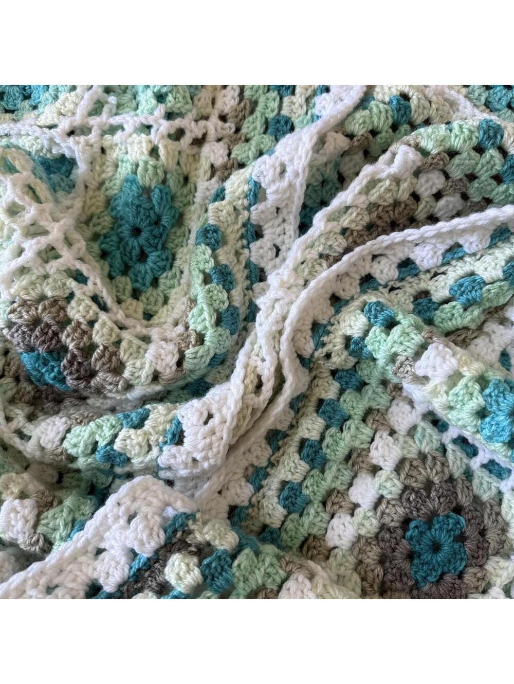 🧶 Handmade Crochet Hooded Granny Square Duster Cardigan – Women’s XS/S - Picture 5 of 6